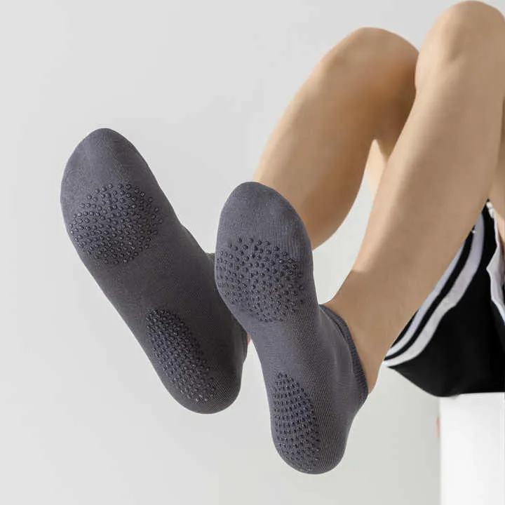 جوارب رجالية كاجوال جيدة التهوية من الخيزران . Men's Casual Breathable Organic Bamboo Socks Solid