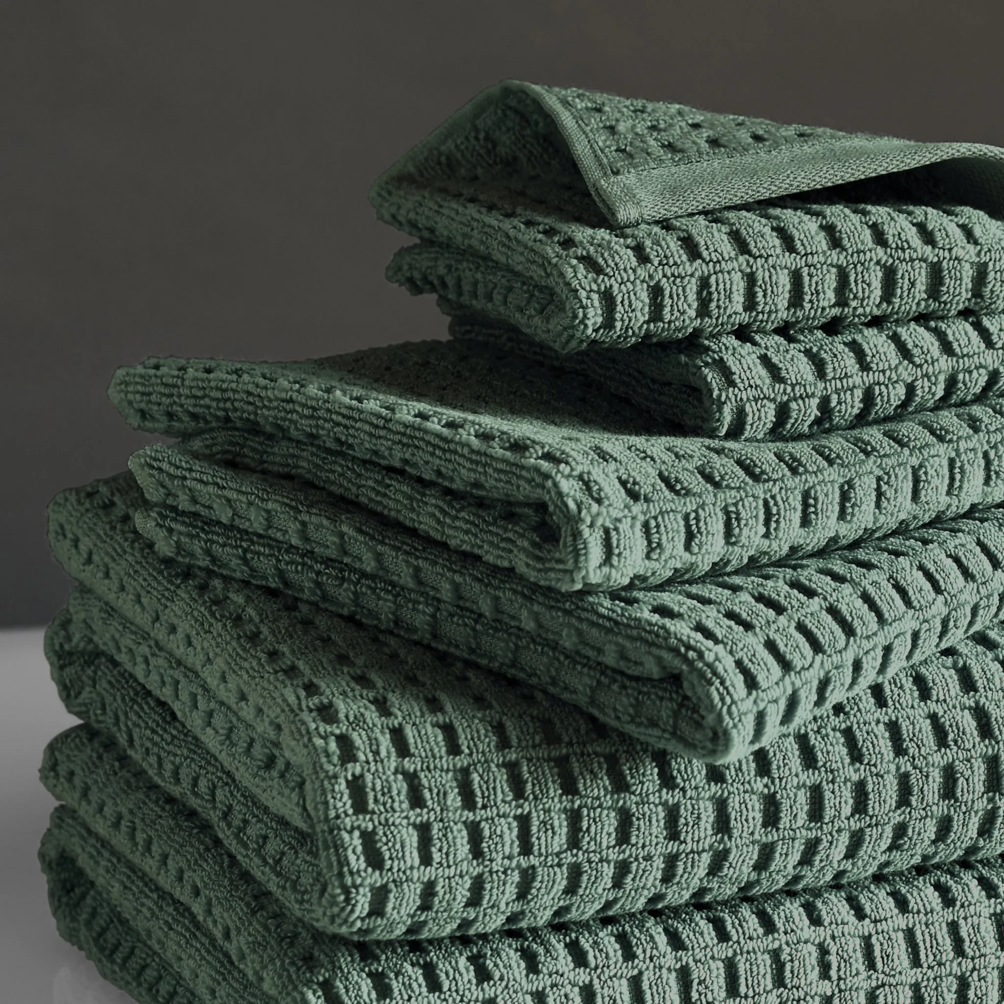 DKNY Quick Dry Towel Set